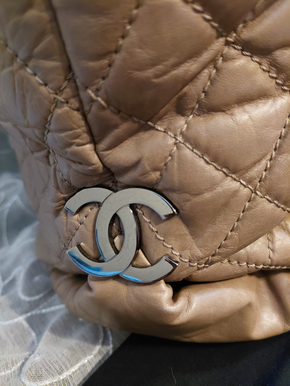 Chanel Vintage Series 11 Era Lambskin Lady Braid Travel Tote - Picture 13 of 16